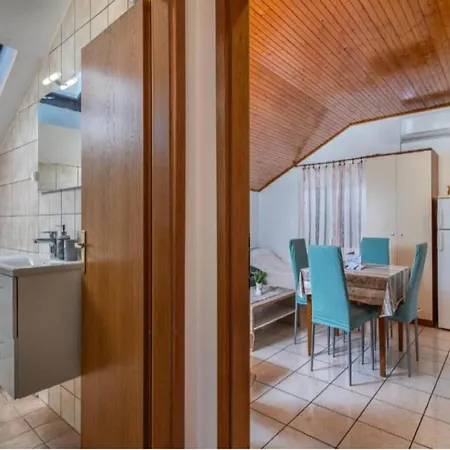 Apartmán Iva - *